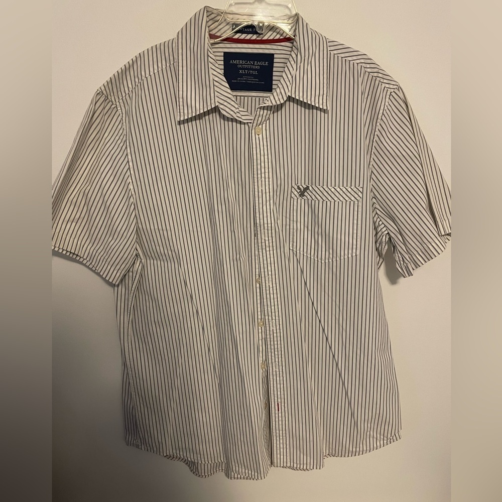 American Eagle Outfitters Men's Casual Striped Shirt - Black and White